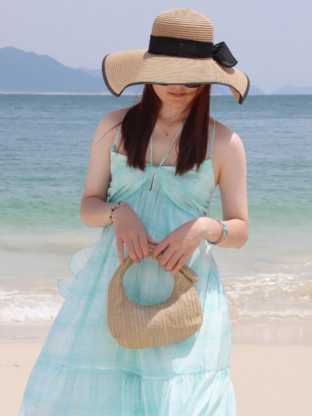 Knotted Straw Clutch Purses for Women, Summer Beach Bag, Dumpling Evening Clutch - Picture 7 of 7